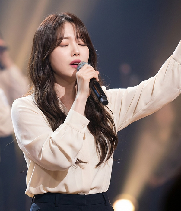 Retrato artístico de Sakura Jesus